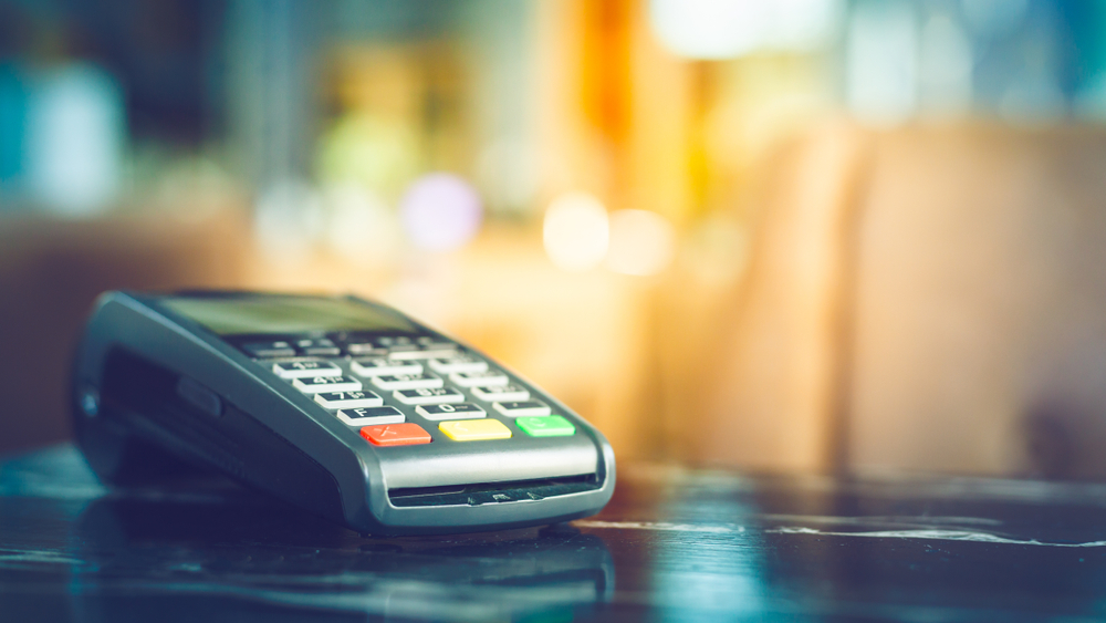 How to start using a card payment machine in 4 easy steps