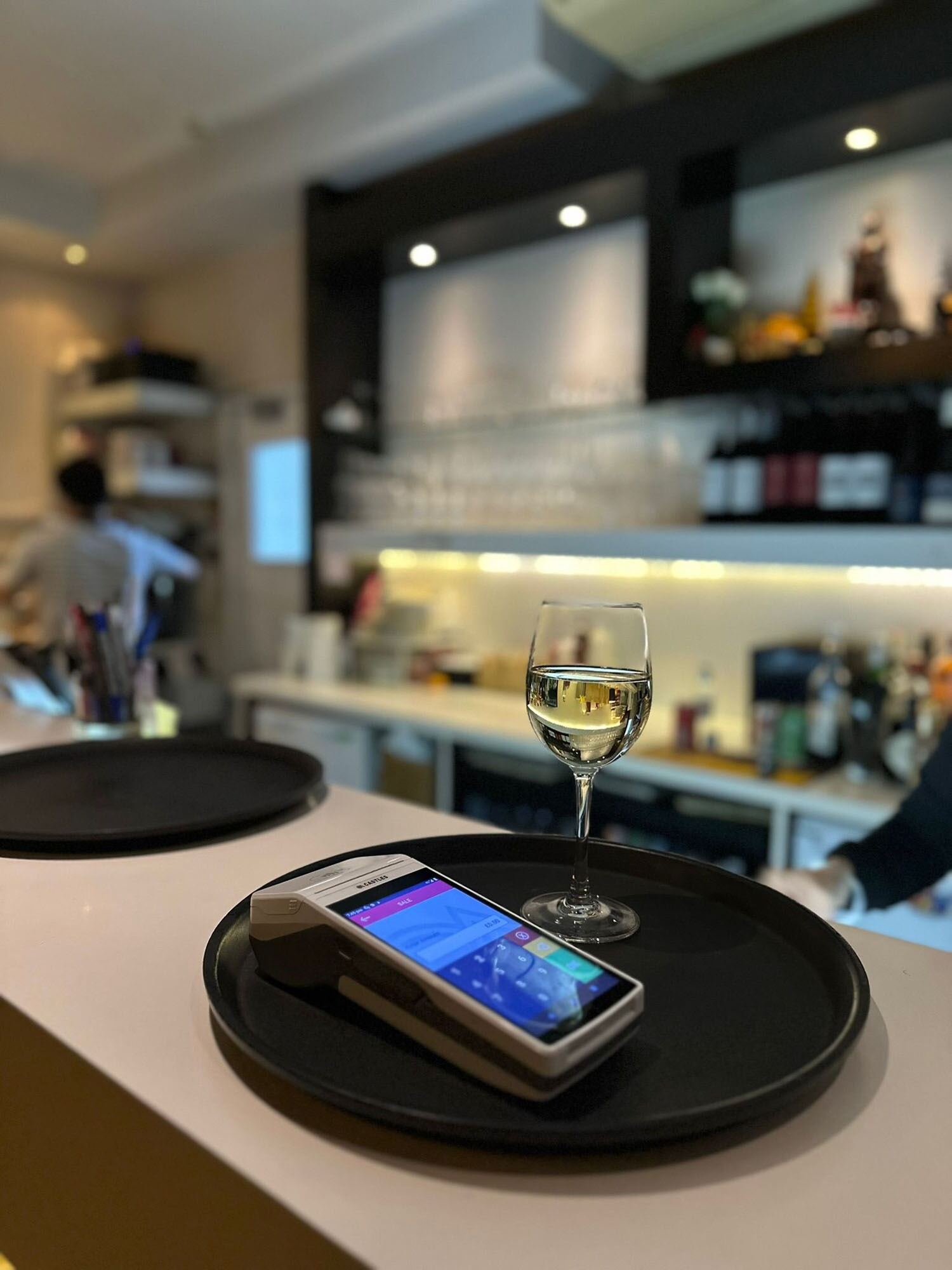 Card machine and wine glass