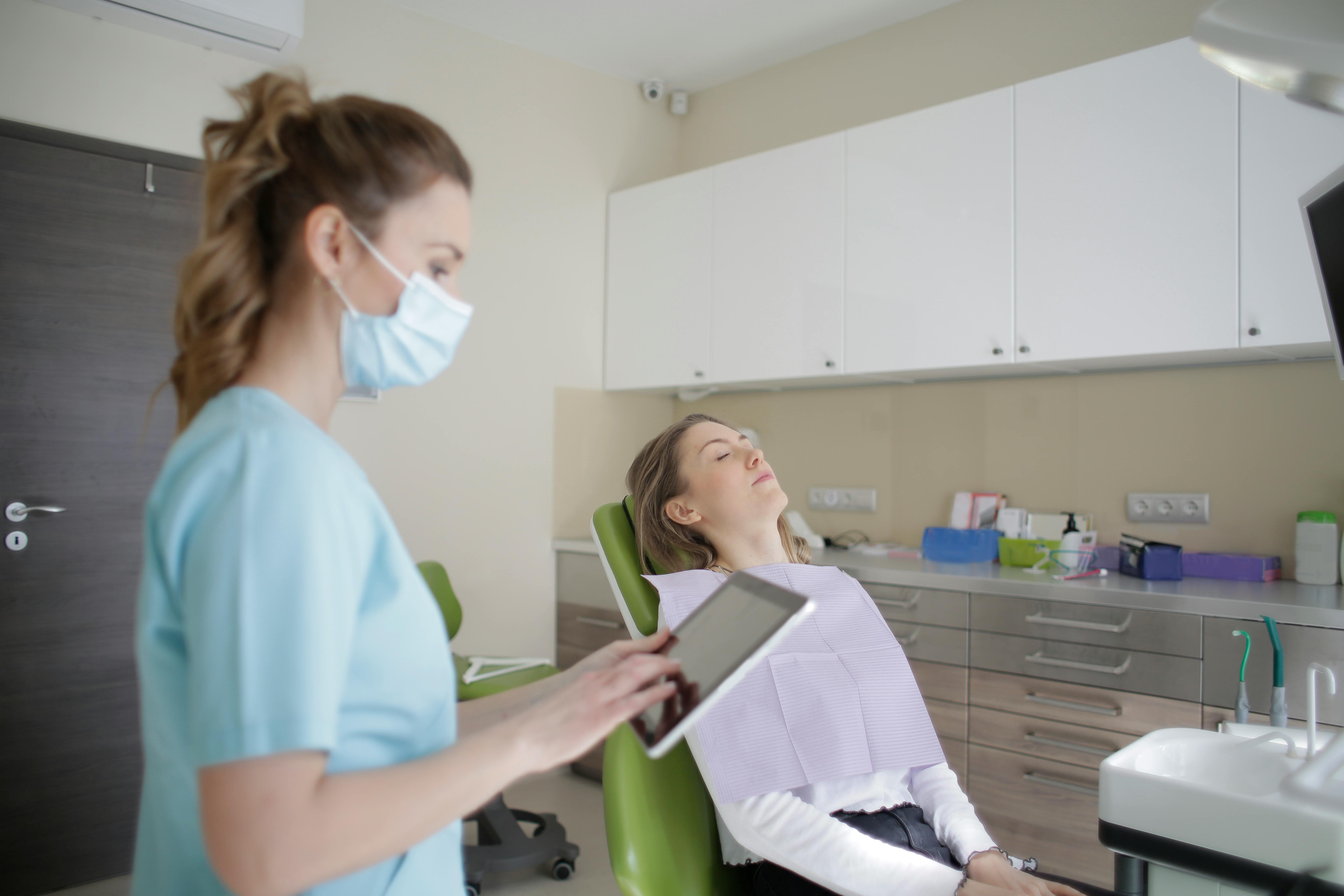 Dentist