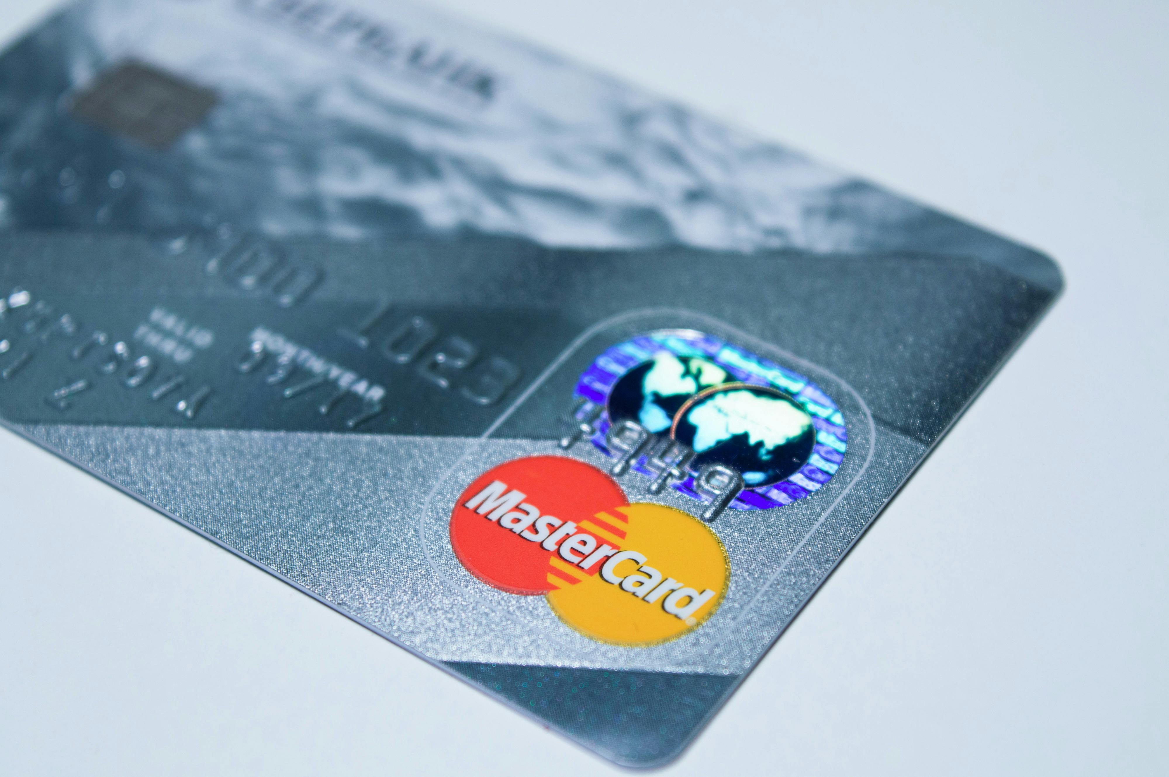 Mastercard bank card