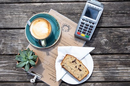 Coffee, menu and card payment machine from Handepay